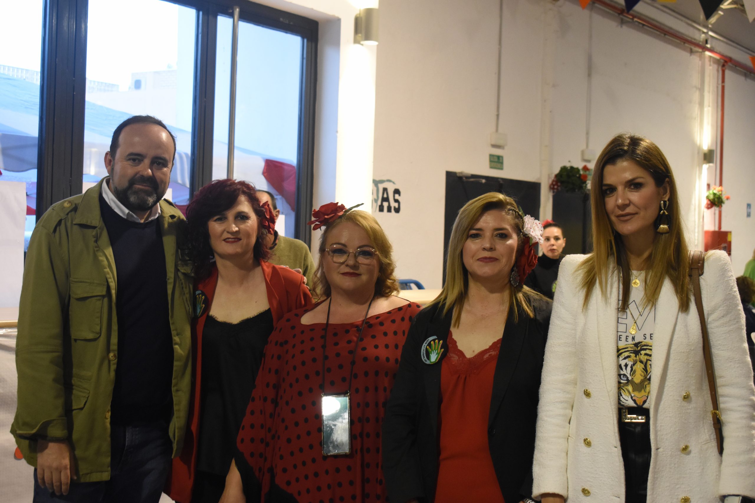 La III Gala 'Vive en Flamenco' de Soy Especial y Qué llena de solidaridad la Nave Socio Cultural de Santa María del Águila.