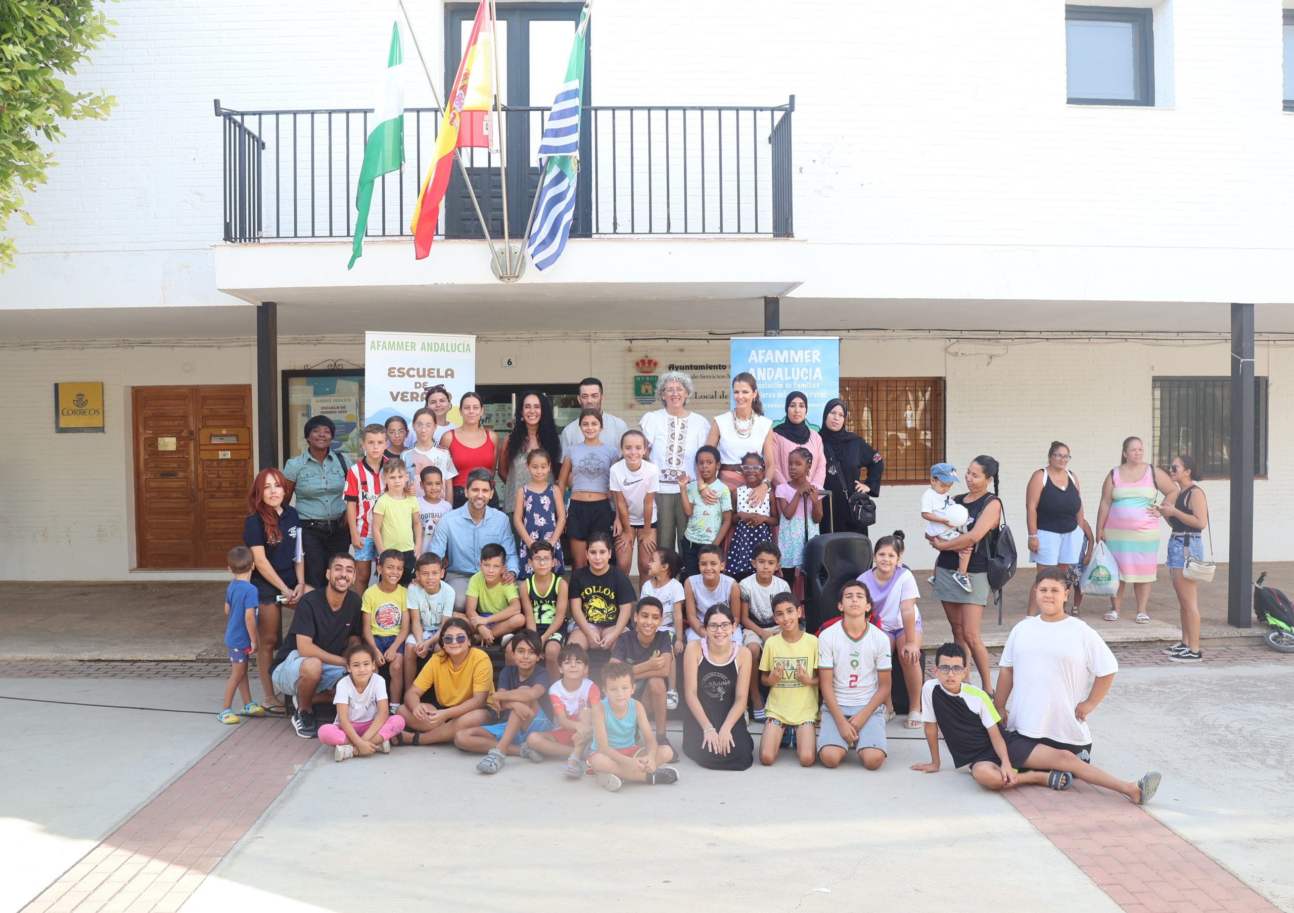 Finaliza un mes y medio lleno de actividades y juegos en la Escuela de Verano de AFAMMER en San Agustín
