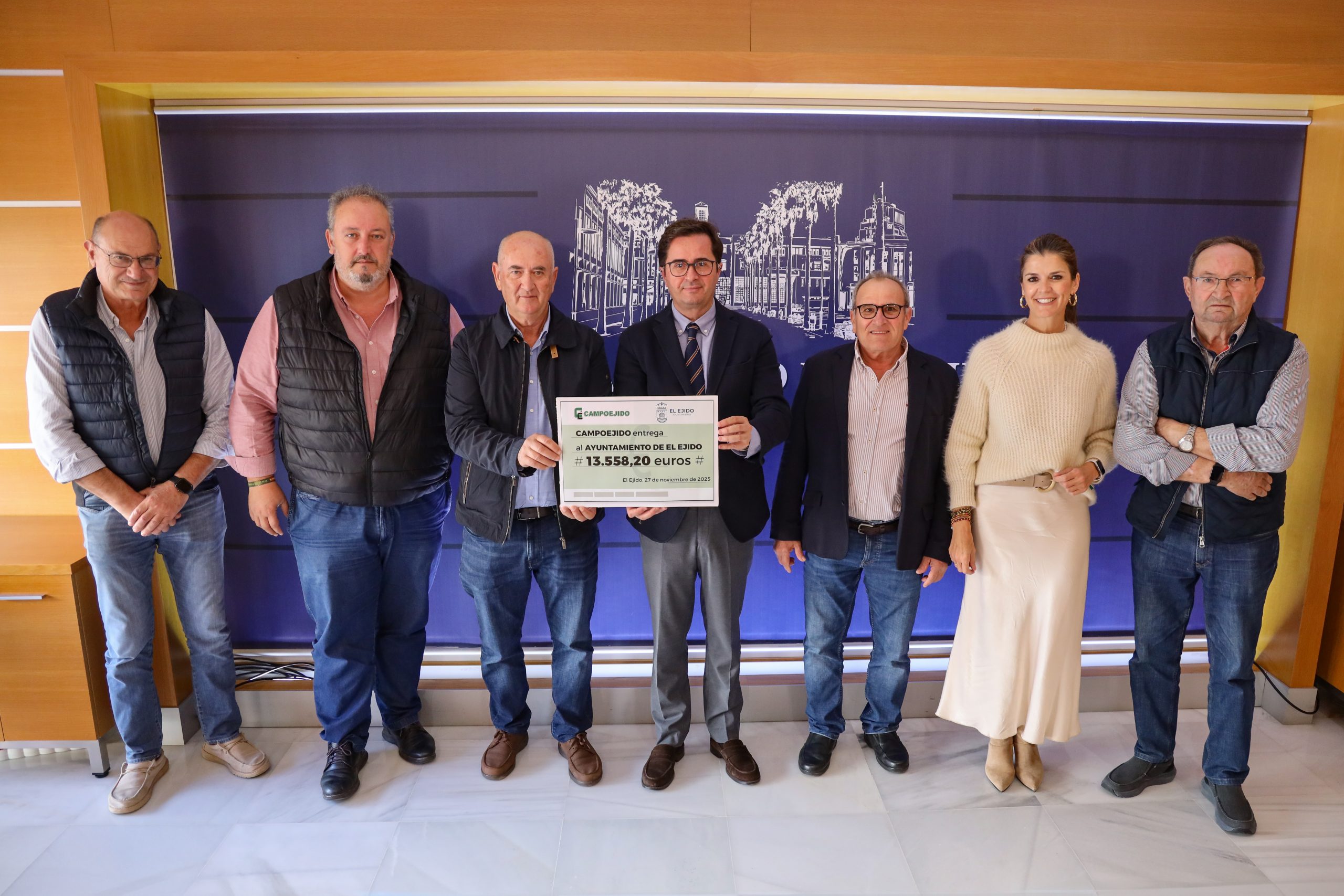 Campoejido dona 13.558 euros al Ayuntamiento de El Ejido para contribuir al desarrollo de políticas de Igualdad Campoejido dona 13.558 euros al Ayuntamiento de El Ejido para contribuir al desarrollo de políticas de Igualdad