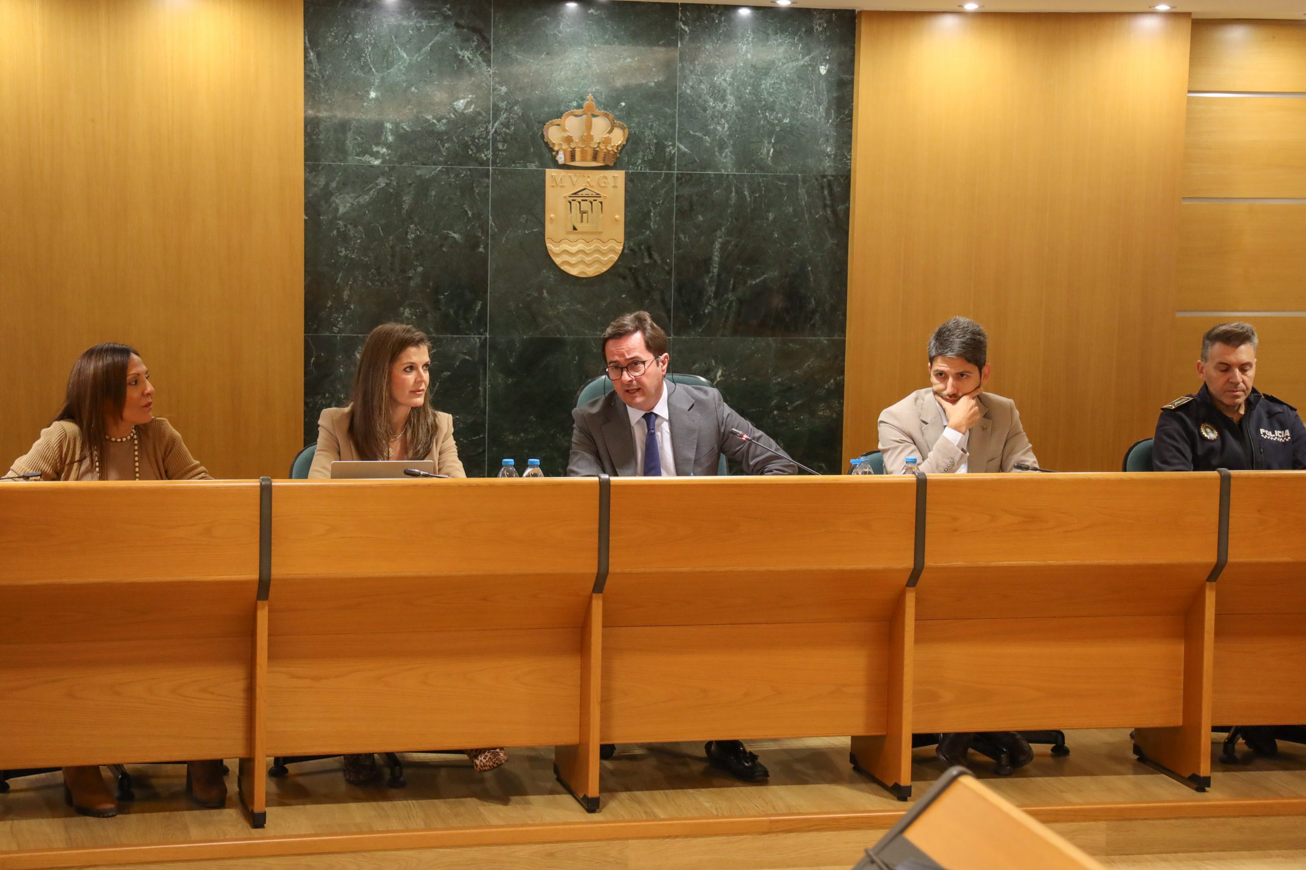 El Ejido da pasos en el refuerzo de la convivencia y la seguridad en los centros escolares con la creación de un Aula en la que trabajar de manera interdisciplinar con los menores expulsados El Ejido da pasos en el refuerzo de la convivencia y la seguridad en los centros escolares con la creación de un Aula en la que trabajar de manera interdisciplinar con los menores expulsados