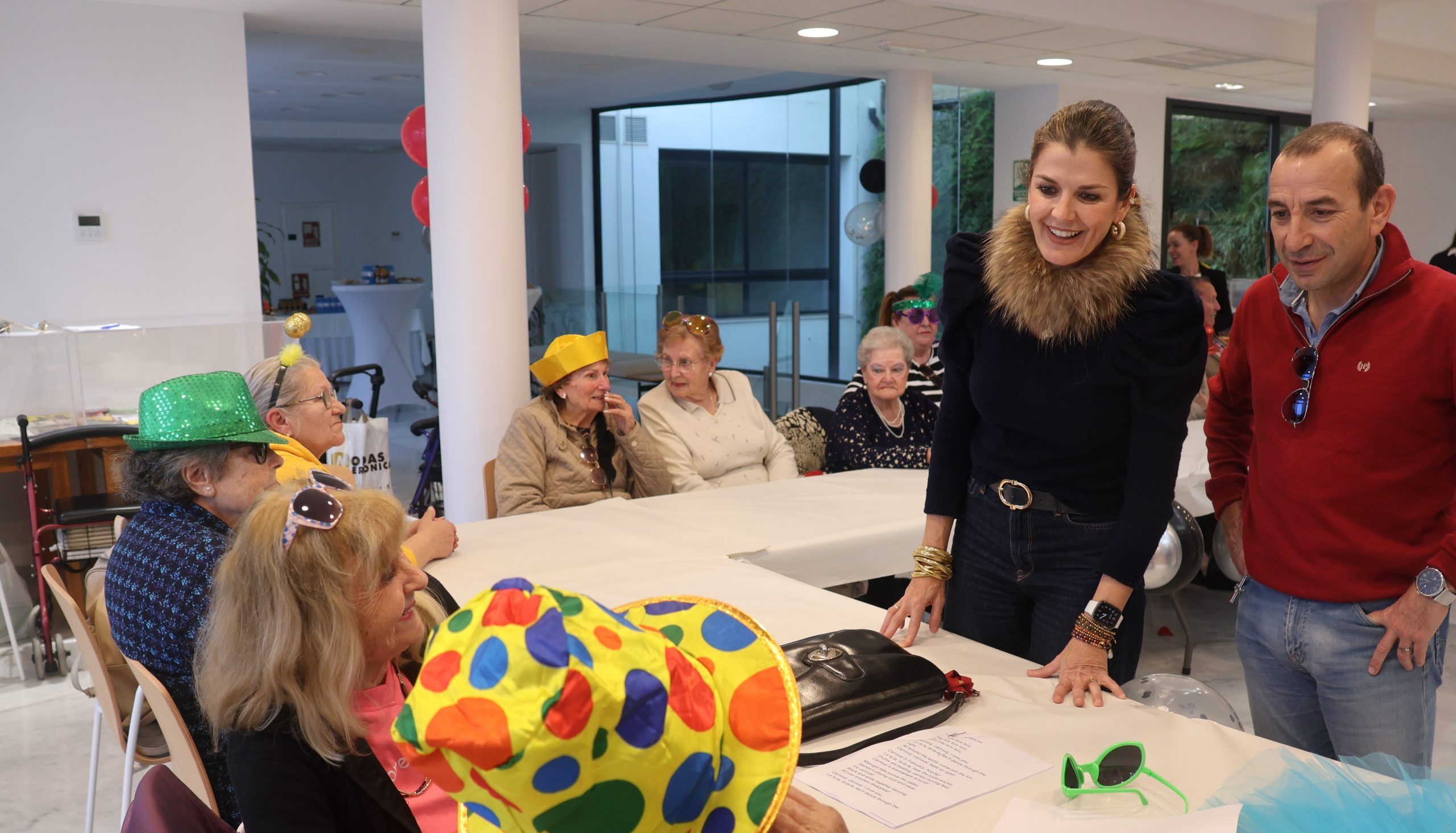 Servicios Sociales organiza una amena y entretenida tarde de convivencia frente a la ‘Soledad No Deseada’