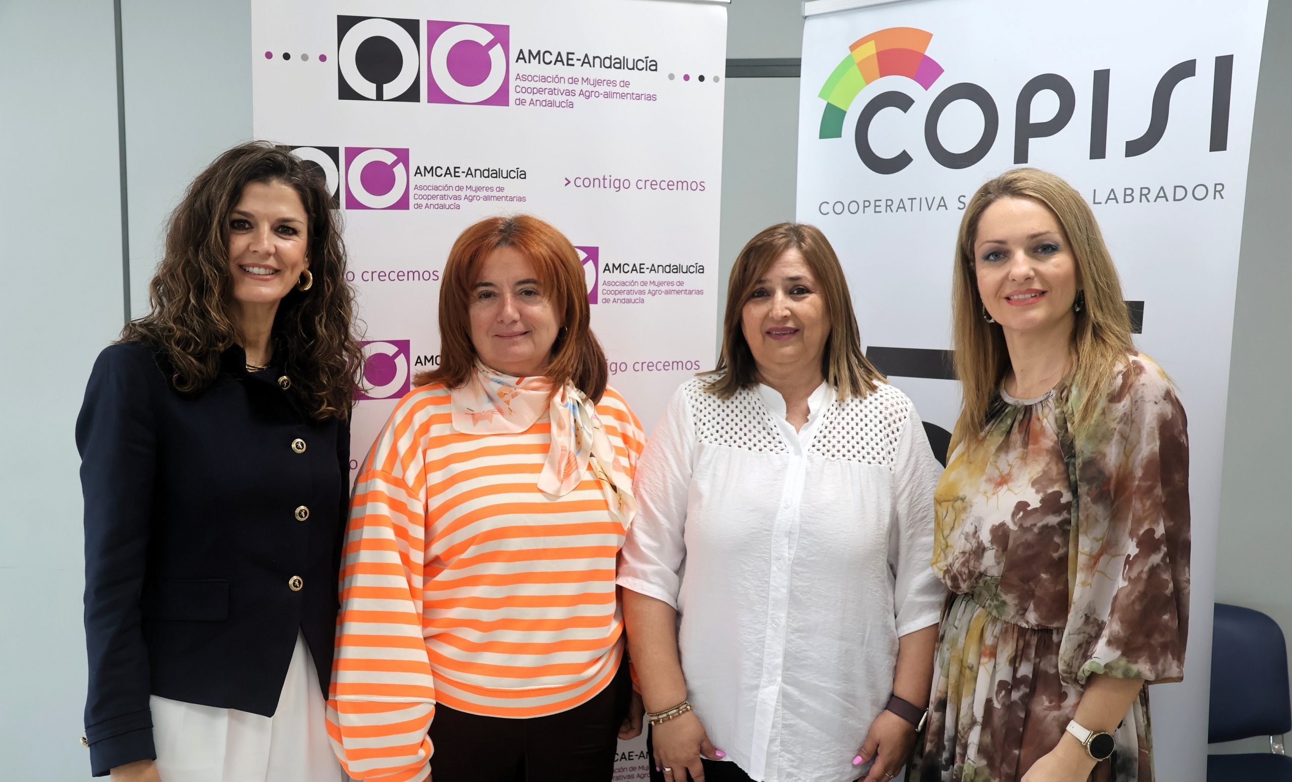 COPISI acoge una mesa de trabajo entre la Asociación de Mujeres de Cooperativas Agroalimentarias de Almería y de Granada